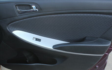 Hyundai Solaris II рестайлинг, 2012 год, 475 000 рублей, 17 фотография