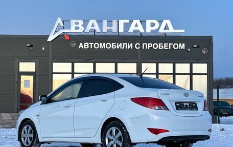 Hyundai Solaris II рестайлинг, 2015 год, 760 000 рублей, 3 фотография