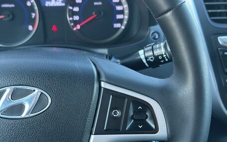 Hyundai Solaris II рестайлинг, 2015 год, 760 000 рублей, 13 фотография