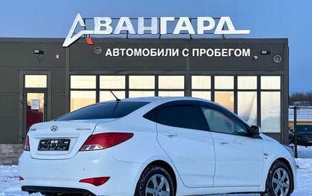 Hyundai Solaris II рестайлинг, 2015 год, 760 000 рублей, 5 фотография
