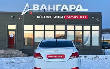Hyundai Solaris II рестайлинг, 2015 год, 760 000 рублей, 4 фотография