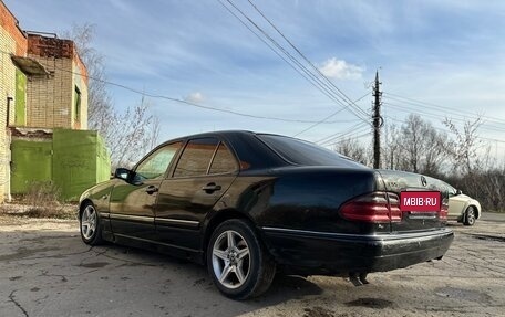 Mercedes-Benz E-Класс, 1997 год, 370 000 рублей, 13 фотография