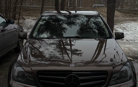 Mercedes-Benz C-Класс, 2013 год, 2 000 000 рублей, 1 фотография