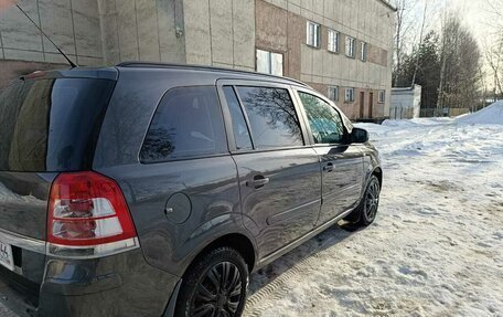 Opel Zafira B, 2012 год, 880 000 рублей, 1 фотография