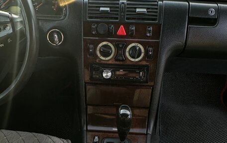 Mercedes-Benz E-Класс, 1997 год, 370 000 рублей, 23 фотография