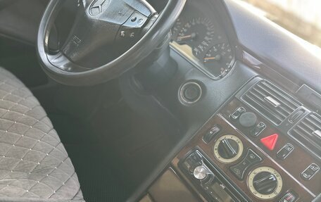 Mercedes-Benz E-Класс, 1997 год, 370 000 рублей, 26 фотография