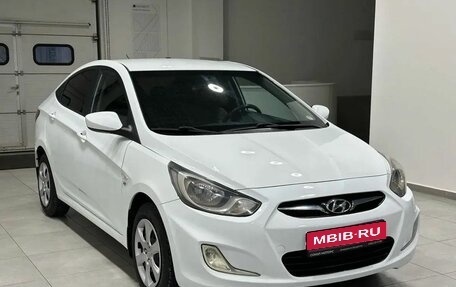 Hyundai Solaris II рестайлинг, 2012 год, 949 900 рублей, 1 фотография