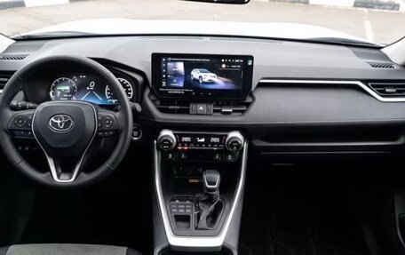 Toyota RAV4, 2025 год, 4 200 000 рублей, 7 фотография