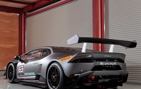 Lamborghini Huracán, 2017 год, 26 900 000 рублей, 4 фотография