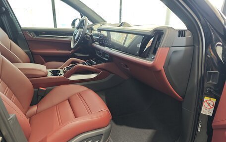 Porsche Cayenne III, 2025 год, 29 900 000 рублей, 23 фотография