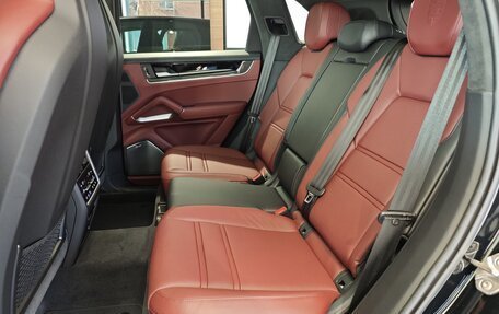 Porsche Cayenne III, 2025 год, 29 900 000 рублей, 35 фотография