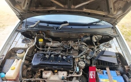 Nissan Wingroad III, 2002 год, 380 000 рублей, 15 фотография