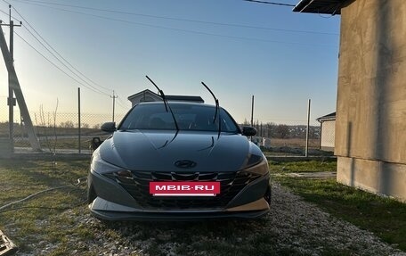 Hyundai Elantra, 2021 год, 1 990 000 рублей, 19 фотография