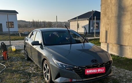 Hyundai Elantra, 2021 год, 1 990 000 рублей, 21 фотография