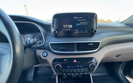 Hyundai Tucson III, 2019 год, 2 570 000 рублей, 9 фотография