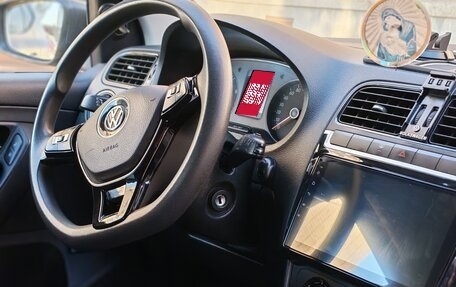 Volkswagen Polo VI (EU Market), 2016 год, 955 000 рублей, 6 фотография