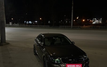 Mercedes-Benz C-Класс, 2013 год, 2 000 000 рублей, 19 фотография