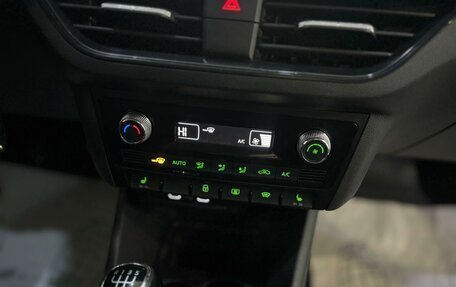 Skoda Rapid II, 2021 год, 1 819 000 рублей, 14 фотография