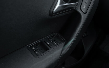 Volkswagen Polo VI (EU Market), 2019 год, 1 445 000 рублей, 16 фотография