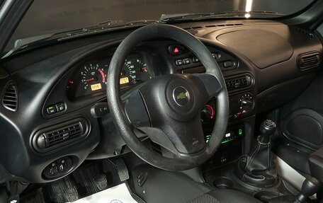 Chevrolet Niva I рестайлинг, 2017 год, 700 000 рублей, 7 фотография