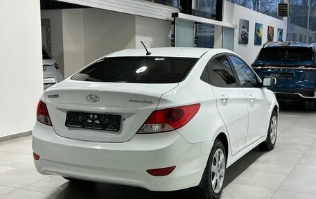 Hyundai Solaris II рестайлинг, 2012 год, 949 900 рублей, 4 фотография