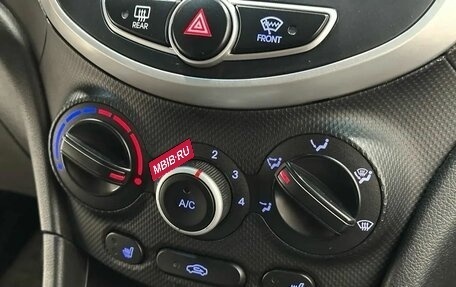 Hyundai Solaris II рестайлинг, 2012 год, 949 900 рублей, 11 фотография