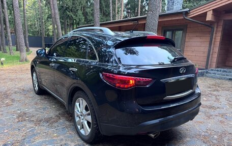 Infiniti QX70, 2013 год, 2 100 000 рублей, 6 фотография