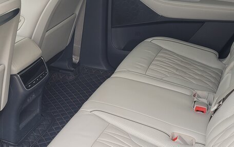 GAC GS8, 2023 год, 3 650 000 рублей, 10 фотография