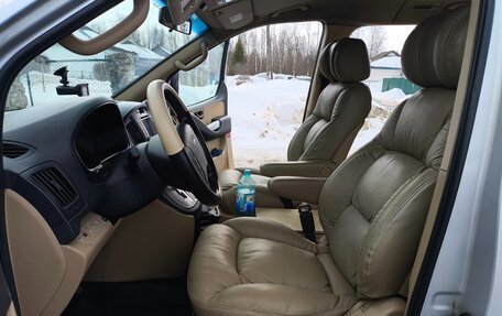 Hyundai Grand Starex Grand Starex I рестайлинг 2, 2007 год, 1 100 000 рублей, 3 фотография