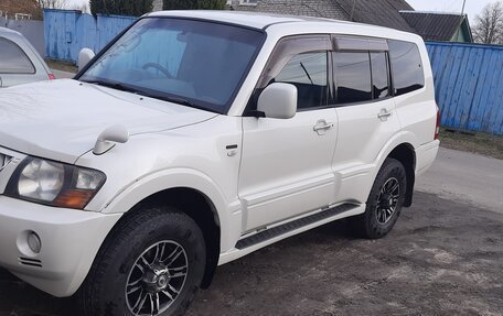 Mitsubishi Pajero III рестайлинг, 2004 год, 1 200 000 рублей, 3 фотография