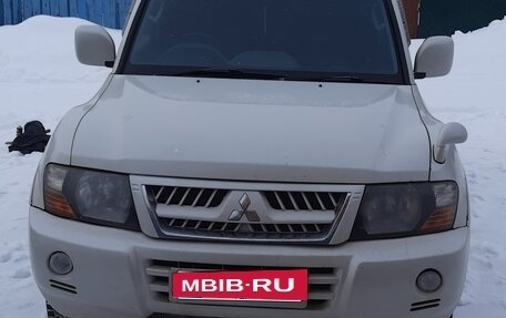 Mitsubishi Pajero III рестайлинг, 2004 год, 1 200 000 рублей, 4 фотография
