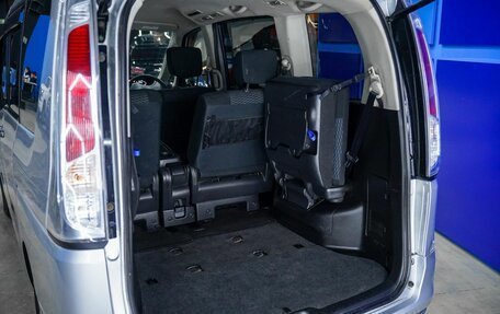 Nissan Serena IV, 2011 год, 1 350 000 рублей, 9 фотография