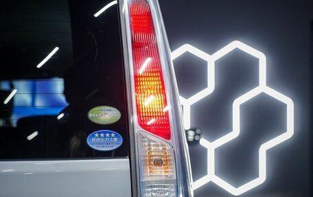 Nissan Serena IV, 2011 год, 1 350 000 рублей, 21 фотография