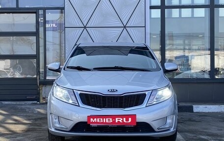 KIA Rio III рестайлинг, 2014 год, 999 000 рублей, 2 фотография
