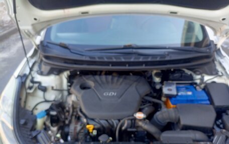 Hyundai Avante, 2011 год, 880 000 рублей, 5 фотография