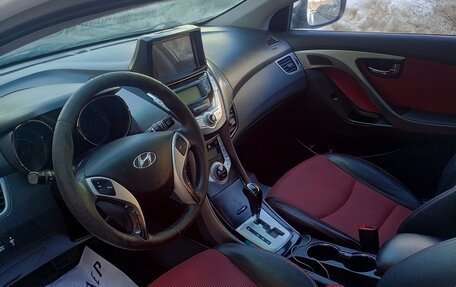 Hyundai Avante, 2011 год, 880 000 рублей, 6 фотография
