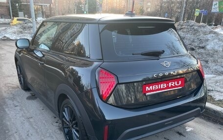 MINI Hatch, 2024 год, 5 650 000 рублей, 4 фотография