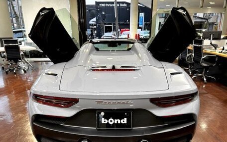 Maserati MC20, 2023 год, 21 990 000 рублей, 9 фотография