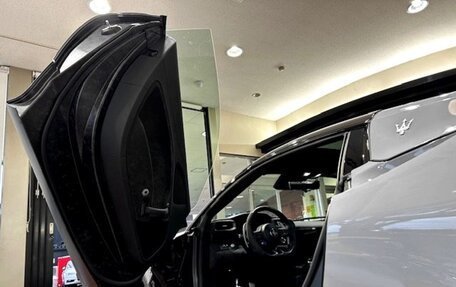 Maserati MC20, 2023 год, 21 990 000 рублей, 10 фотография