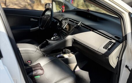 Toyota Prius, 2010 год, 1 500 000 рублей, 5 фотография