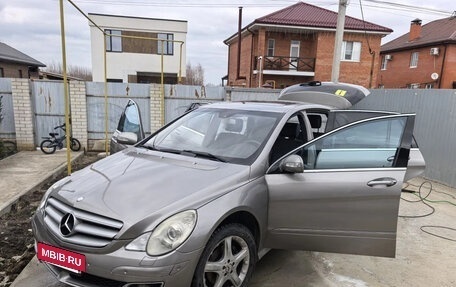 Mercedes-Benz R-Класс, 2007 год, 990 000 рублей, 4 фотография