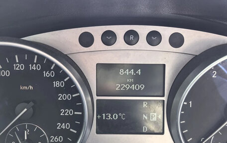 Mercedes-Benz R-Класс, 2007 год, 990 000 рублей, 8 фотография