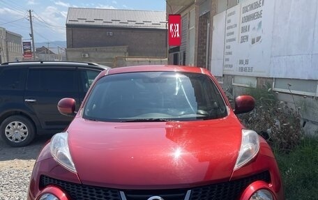 Nissan Juke II, 2012 год, 900 000 рублей, 4 фотография