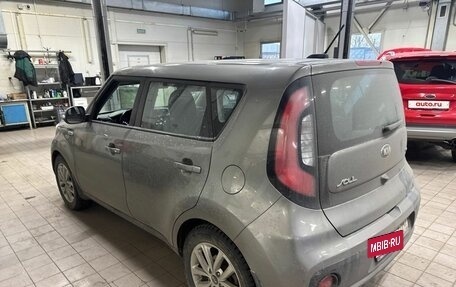 KIA Soul II рестайлинг, 2017 год, 1 398 000 рублей, 2 фотография