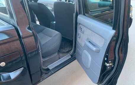 Nissan NP300, 2013 год, 1 170 000 рублей, 21 фотография