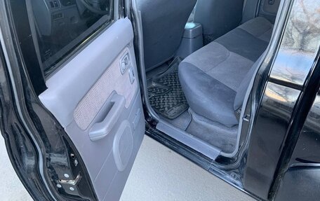 Nissan NP300, 2013 год, 1 170 000 рублей, 20 фотография