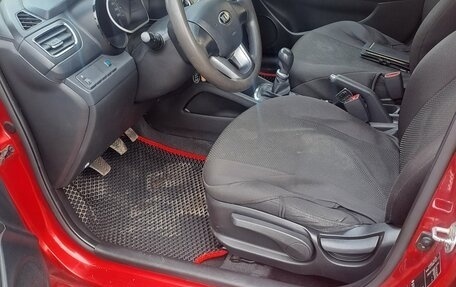 KIA Rio III рестайлинг, 2013 год, 850 000 рублей, 5 фотография