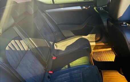 Skoda Superb III рестайлинг, 2017 год, 2 200 000 рублей, 9 фотография