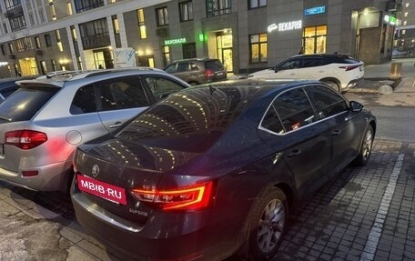 Skoda Superb III рестайлинг, 2017 год, 2 200 000 рублей, 8 фотография