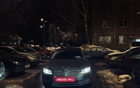 Skoda Superb III рестайлинг, 2017 год, 2 200 000 рублей, 13 фотография